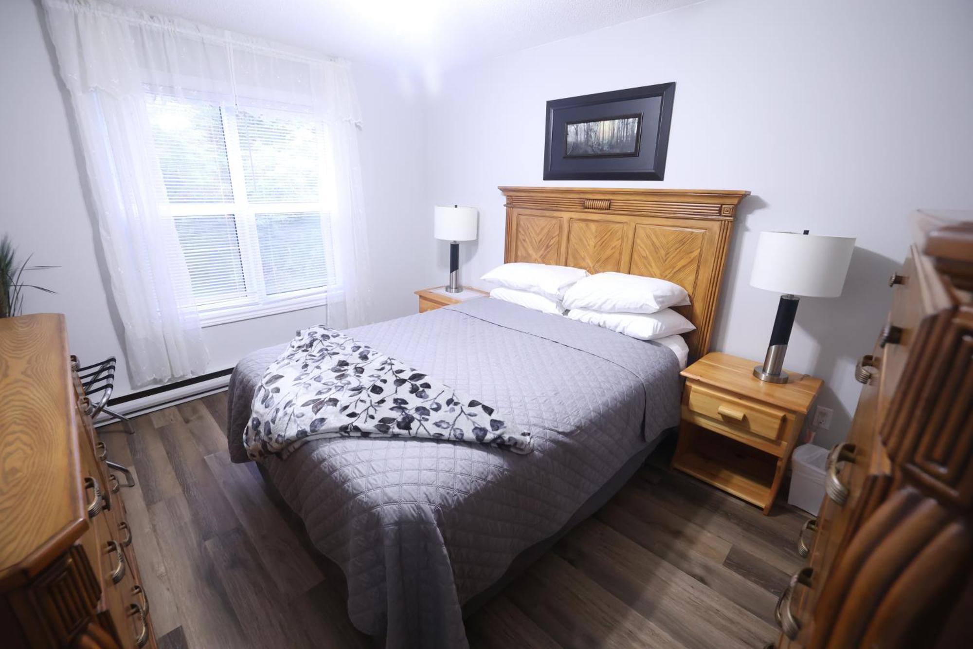 Appartement Paris Plaza à Elliot Lake Extérieur photo
