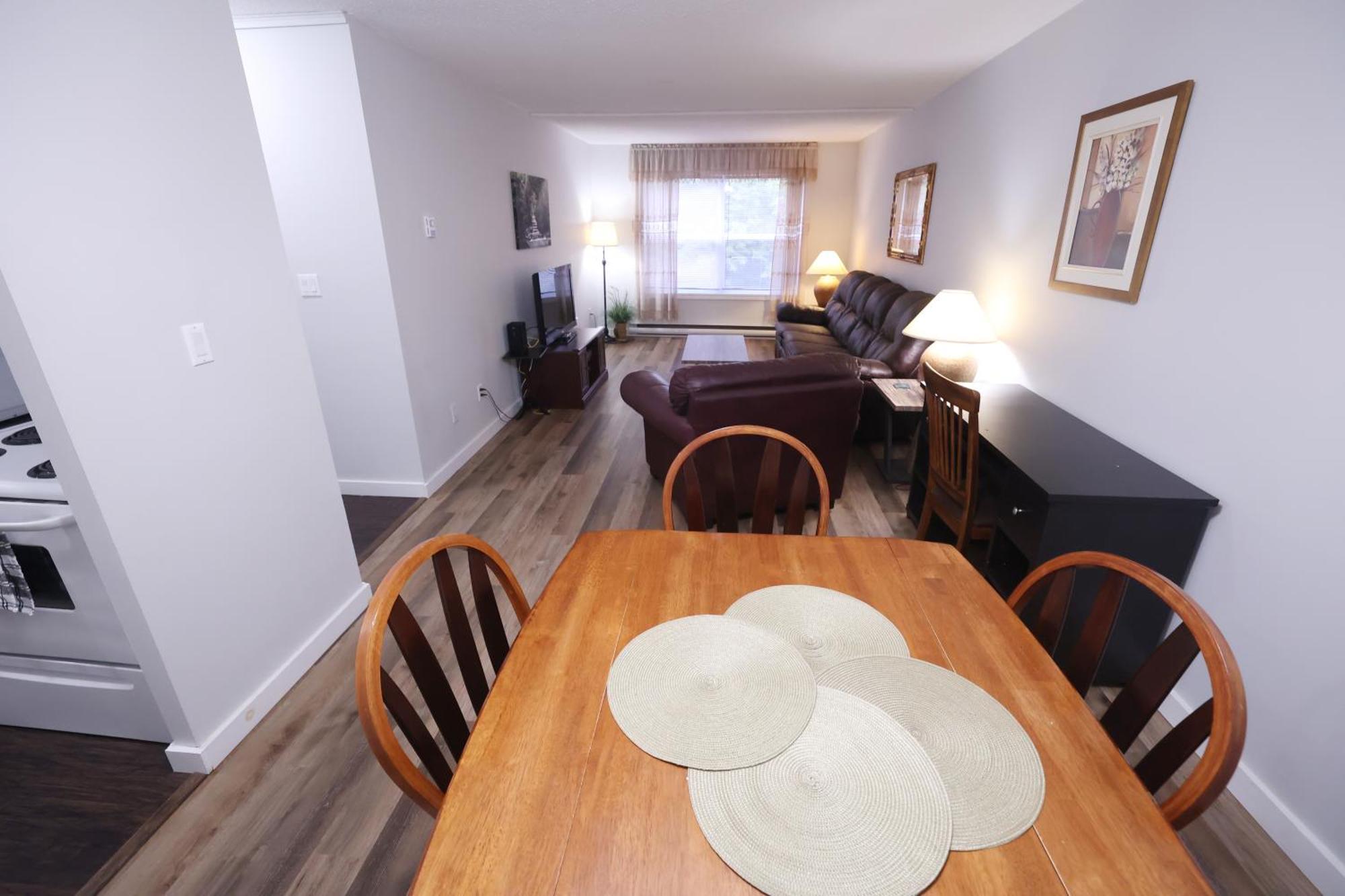 Appartement Paris Plaza à Elliot Lake Extérieur photo